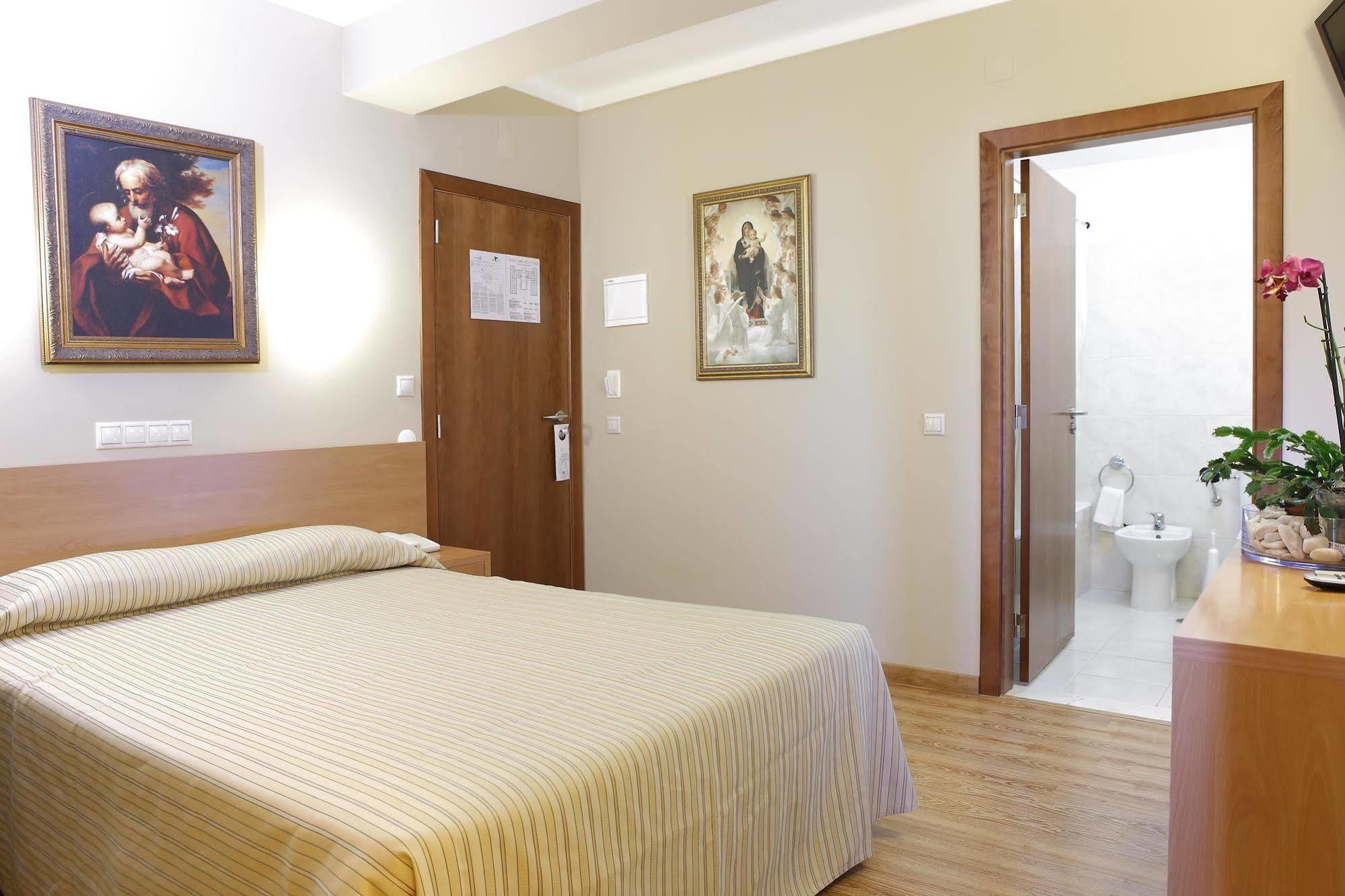 Domus Pacis Fatima Hotel Εξωτερικό φωτογραφία