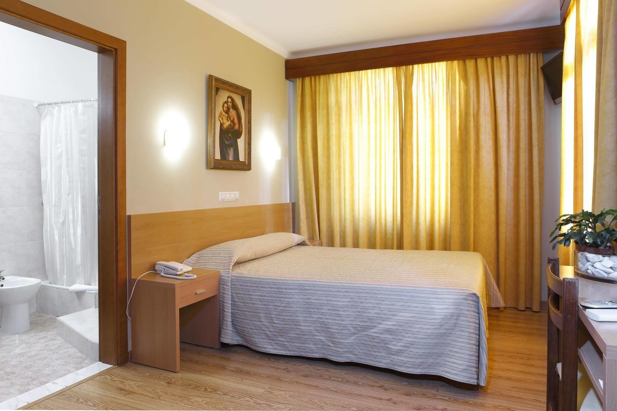 Domus Pacis Fatima Hotel Εξωτερικό φωτογραφία