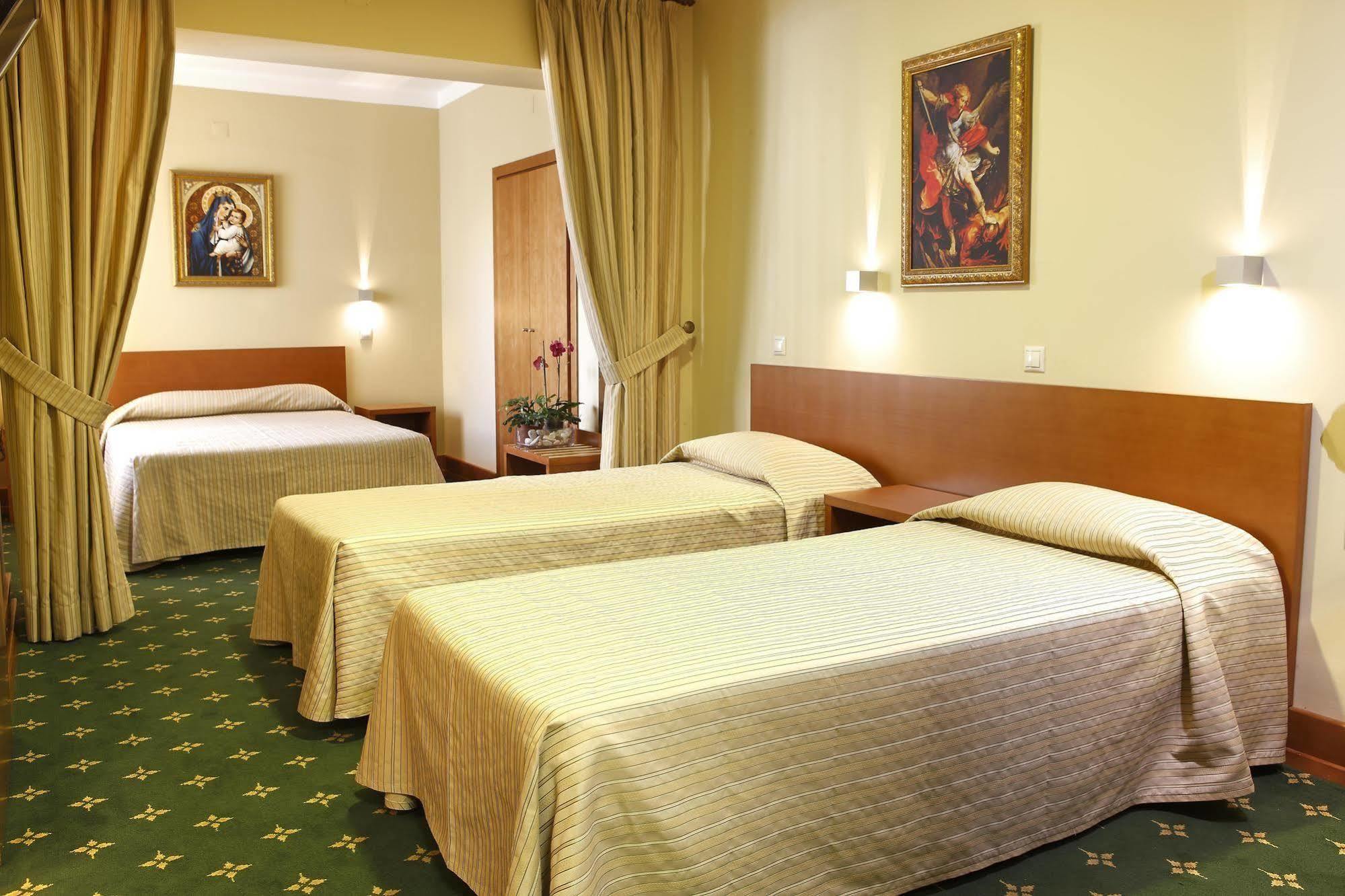 Domus Pacis Fatima Hotel Εξωτερικό φωτογραφία